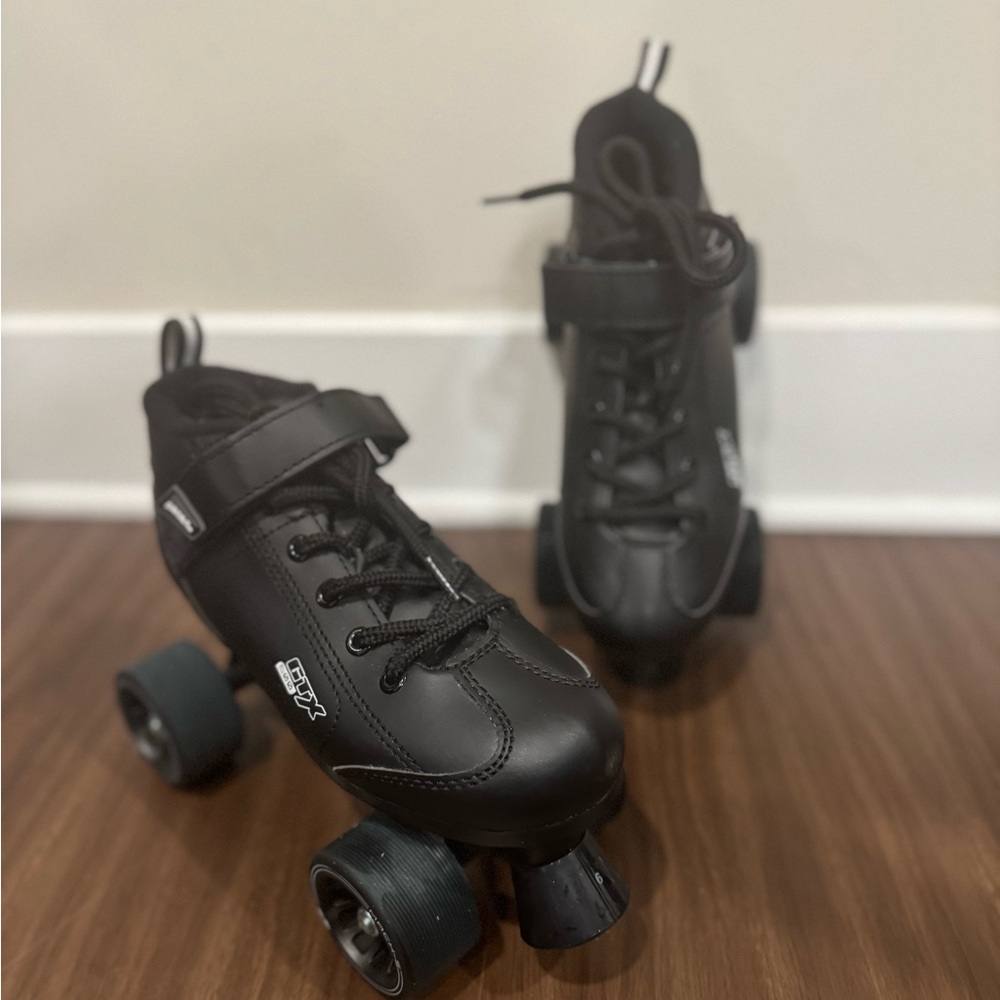 Pacer Black Roller Skates, size 6